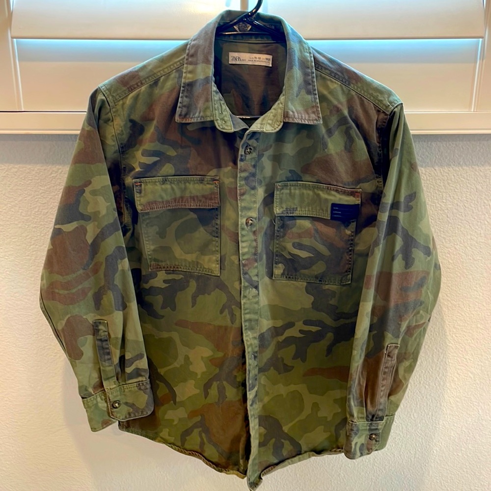 Zara boys Camo button down shirt jacket